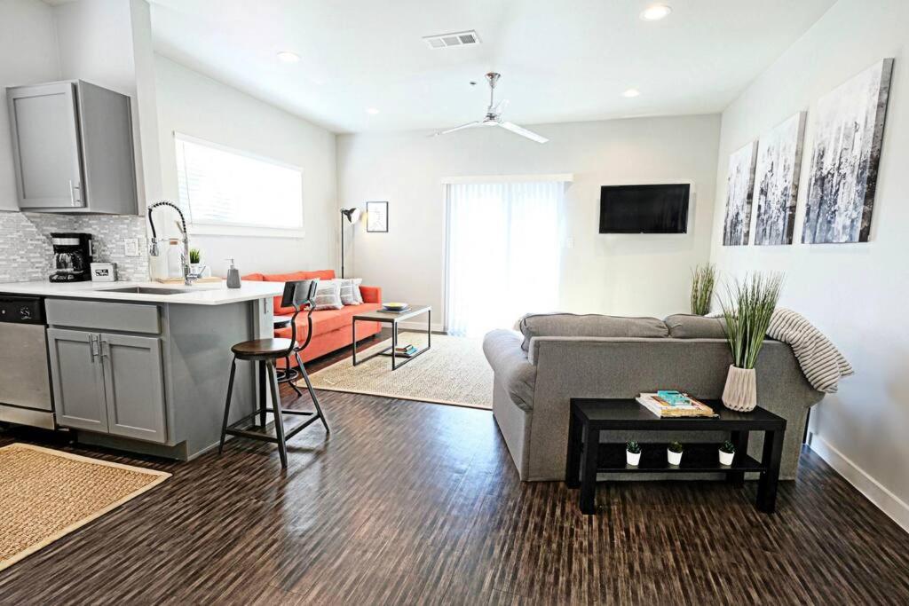 The Kozy Urban Dallas Flat Eksteriør billede